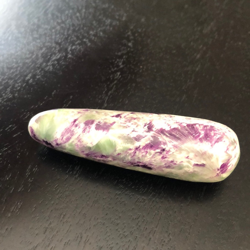 Kammererite massage wand.